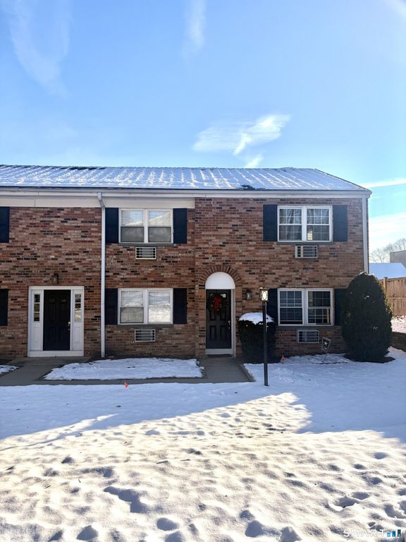 151 Courtland Avenue APT 3F, Stamford, CT 06902