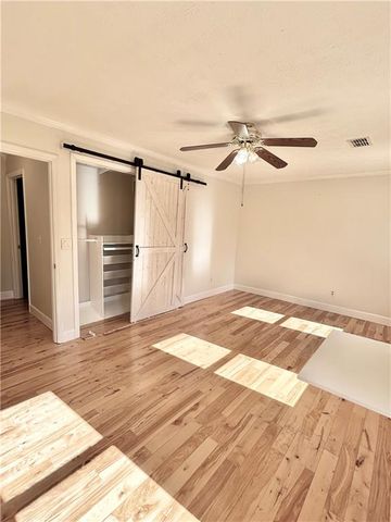 635 Crab Orchard Drive, Roswell, GA 30076
