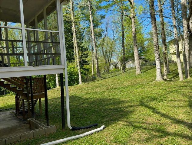 635 Crab Orchard Drive, Roswell, GA 30076