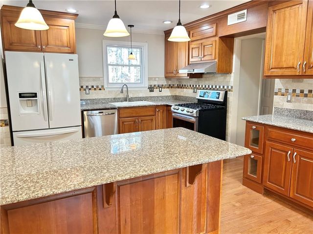 635 Crab Orchard Drive, Roswell, GA 30076