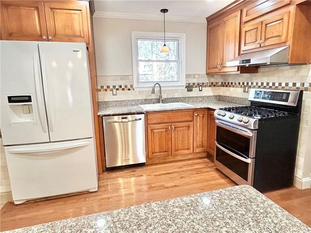 635 Crab Orchard Drive, Roswell, GA 30076