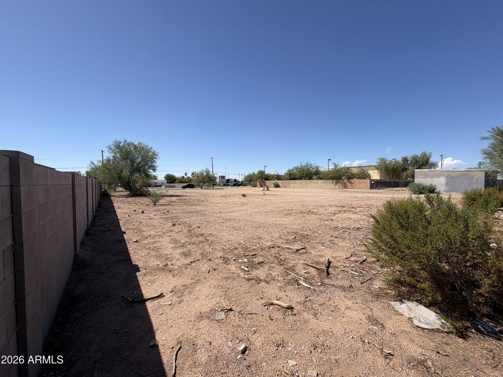 2125 W APACHE Trail 4 & 6, Apache Junction, AZ 85120 — photo 3
