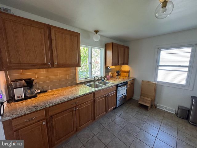 41 EWINGVILLE ROAD, Ewing, NJ 08638