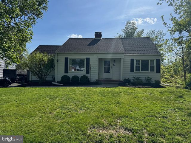 41 EWINGVILLE ROAD, Ewing, NJ 08638
