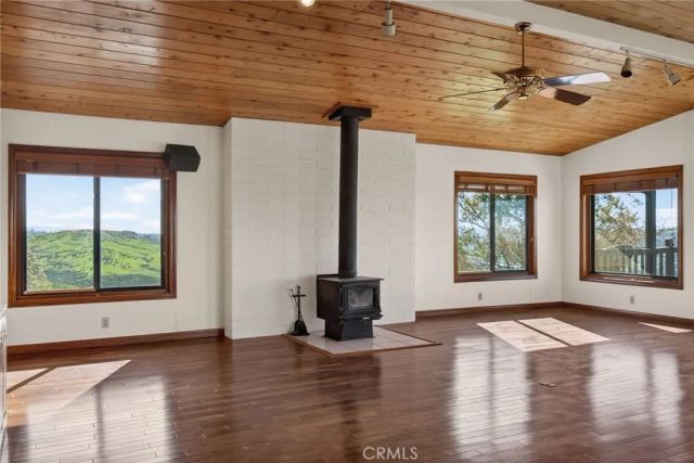 20682 Hill Top Drive, Riverside, CA 92507