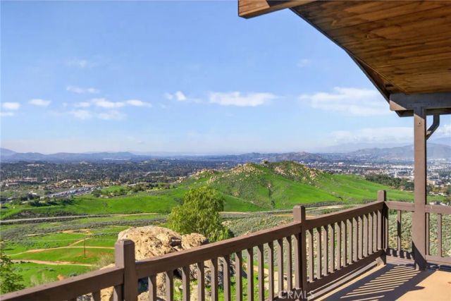 20682 Hill Top Drive, Riverside, CA 92507