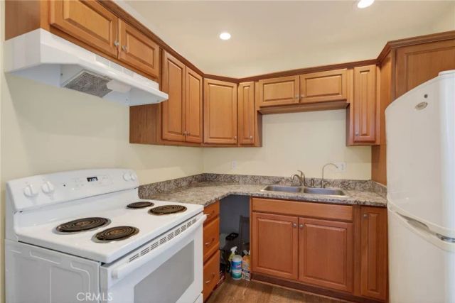 20682 Hill Top Drive, Riverside, CA 92507