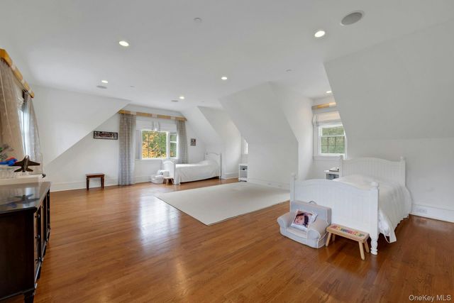 1 Garden Road, Scarsdale, NY 10583