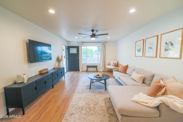 1224 E ALAMEDA Drive, Tempe, AZ 85282