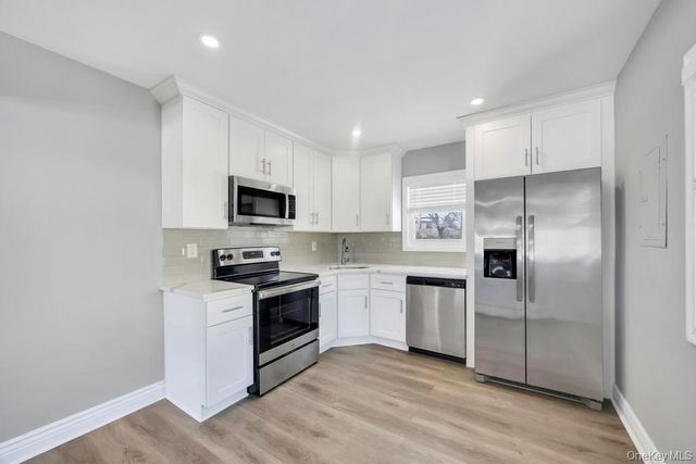 9 Meadow Avenue, Medford, NY 11763