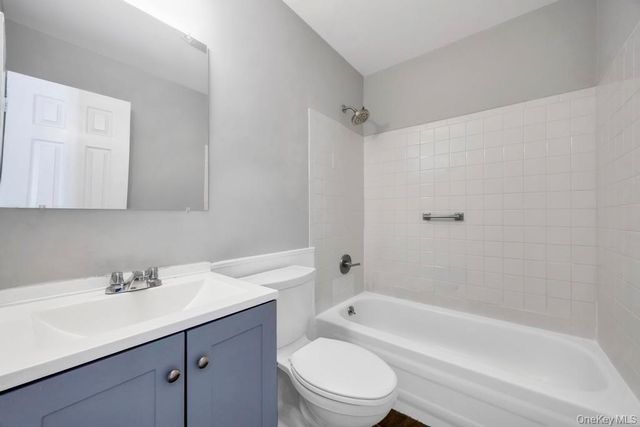 9 Meadow Avenue, Medford, NY 11763