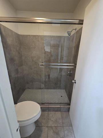 300 Rancho Drive B, Chula Vista, CA 91911