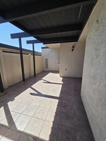300 Rancho Drive B, Chula Vista, CA 91911