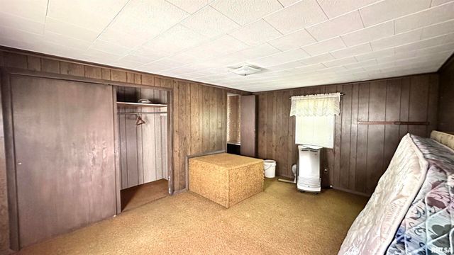 902 W POPLAR Street, West Frankfort, IL 62896