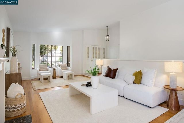 1465 Cortez Ct, Walnut Creek, CA 94598