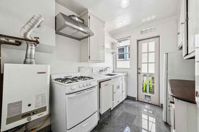 1411 Hearst Ave 2, Berkeley, CA 94702