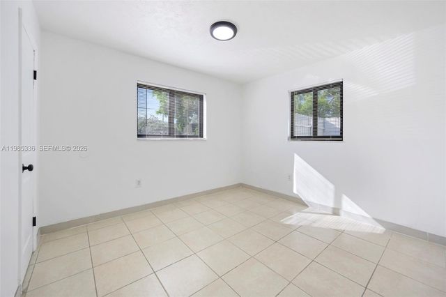 511 NW 93rd St 511, Miami, FL 33150