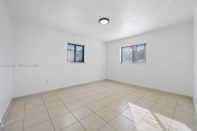 511 NW 93rd St 511, Miami, FL 33150