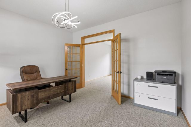 9720 Linden Avenue N, Brooklyn Park, MN 55443