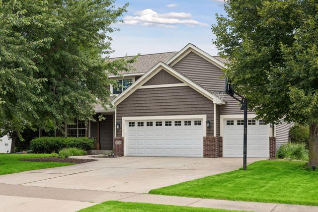 9720 Linden Avenue N, Brooklyn Park, MN 55443