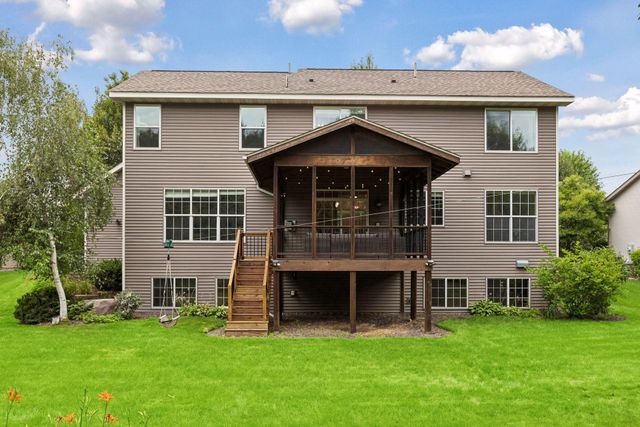 9720 Linden Avenue N, Brooklyn Park, MN 55443