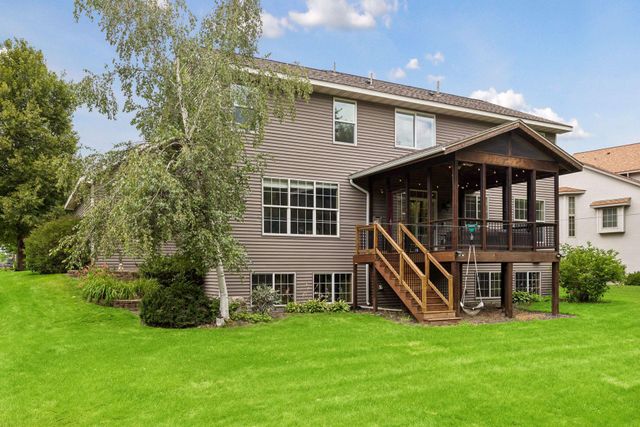 9720 Linden Avenue N, Brooklyn Park, MN 55443