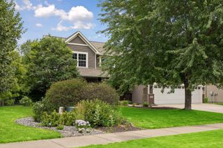 9720 Linden Avenue N, Brooklyn Park, MN 55443