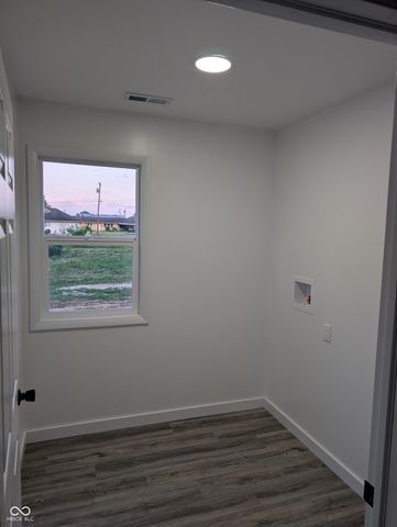 403 Poplar Street, Elizabethtown, IN 47232