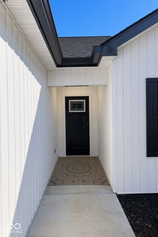 403 Poplar Street, Elizabethtown, IN 47232