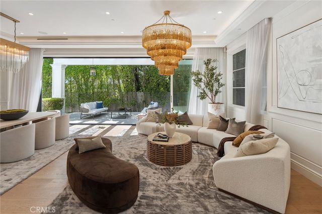 16630 Oldham Place, Encino, CA 91436