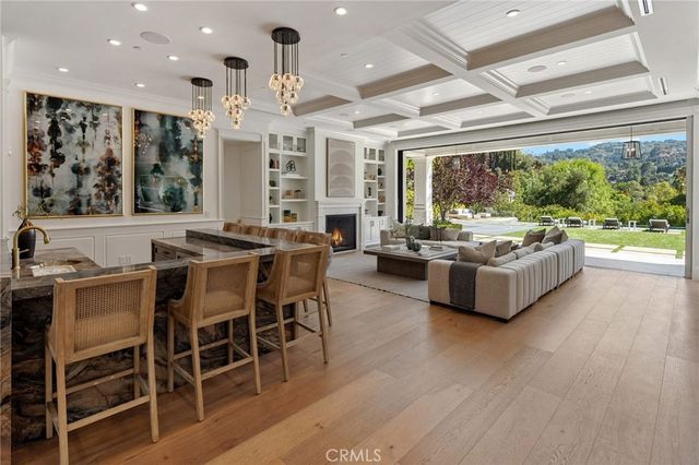 16630 Oldham Place, Encino, CA 91436