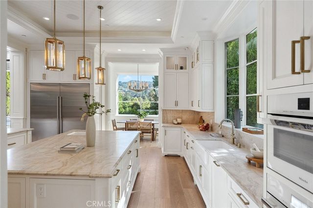 16630 Oldham Place, Encino, CA 91436