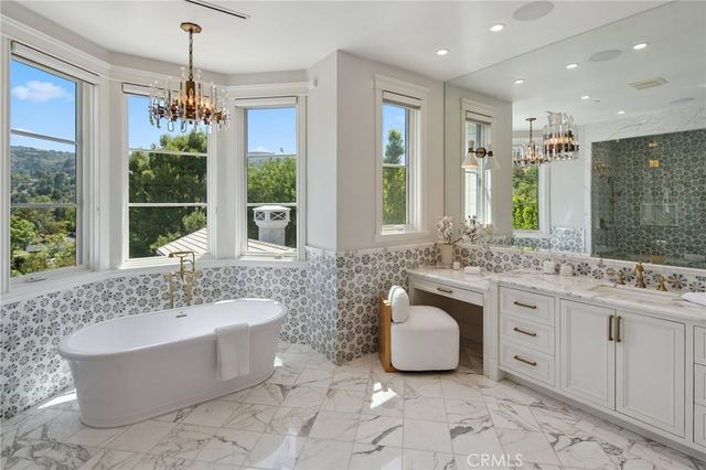 16630 Oldham Place, Encino, CA 91436
