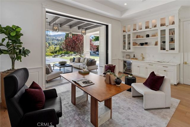 16630 Oldham Place, Encino, CA 91436