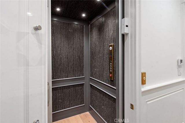 16630 Oldham Place, Encino, CA 91436