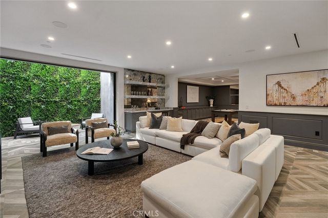 16630 Oldham Place, Encino, CA 91436