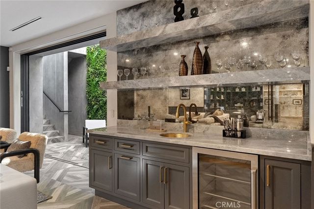 16630 Oldham Place, Encino, CA 91436