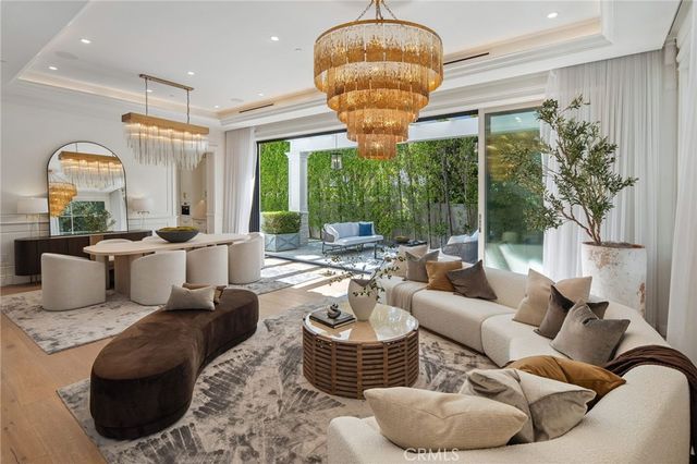 16630 Oldham Place, Encino, CA 91436