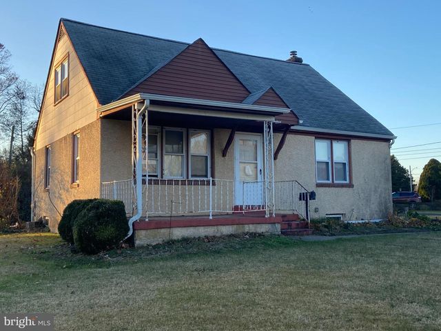 800 KENYON LN, Newark, DE 19711