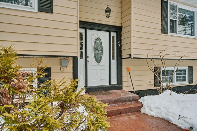 47 Mountain Road, Hadley, NY 12835