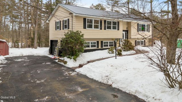 47 Mountain Road, Hadley, NY 12835