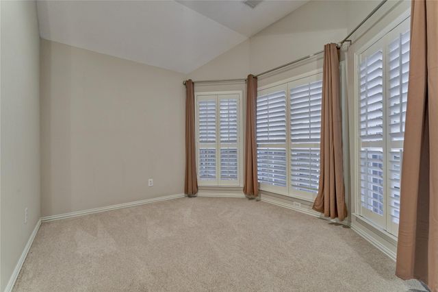 11 Brookwood Court, Montgomery, TX 77356