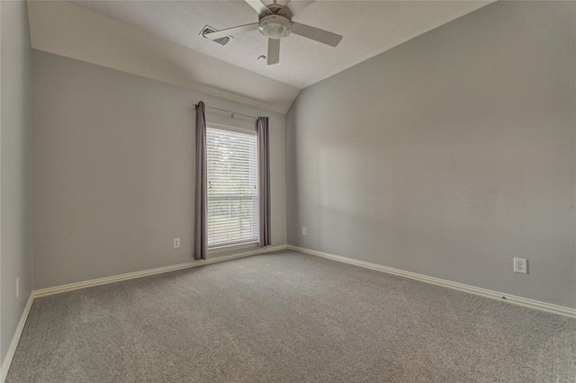 11 Brookwood Court, Montgomery, TX 77356