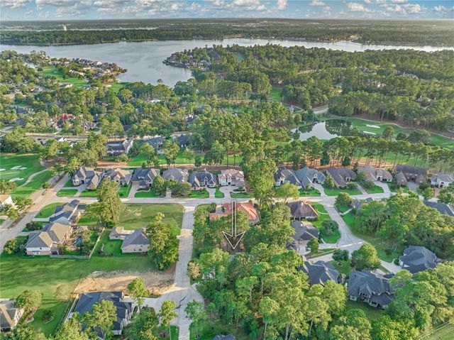 11 Brookwood Court, Montgomery, TX 77356