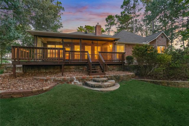 11 Brookwood Court, Montgomery, TX 77356