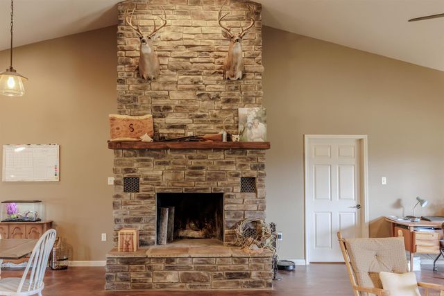 65 Wallace Bridge Road, Perryville, AR 72126