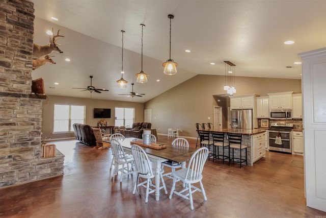 65 Wallace Bridge Road, Perryville, AR 72126