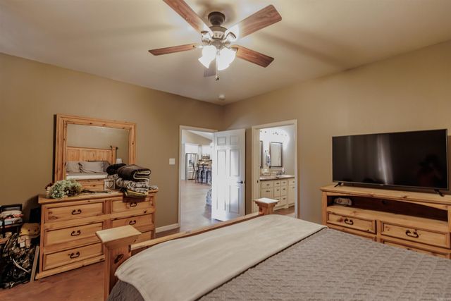 65 Wallace Bridge Road, Perryville, AR 72126