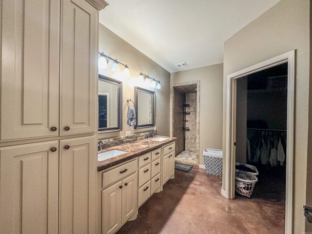 65 Wallace Bridge Road, Perryville, AR 72126