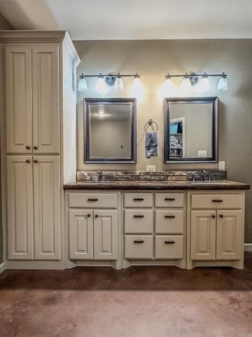 65 Wallace Bridge Road, Perryville, AR 72126